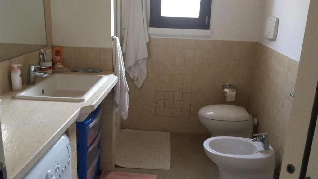 Appartement Trilocale Con Cortile à Budoni Extérieur photo